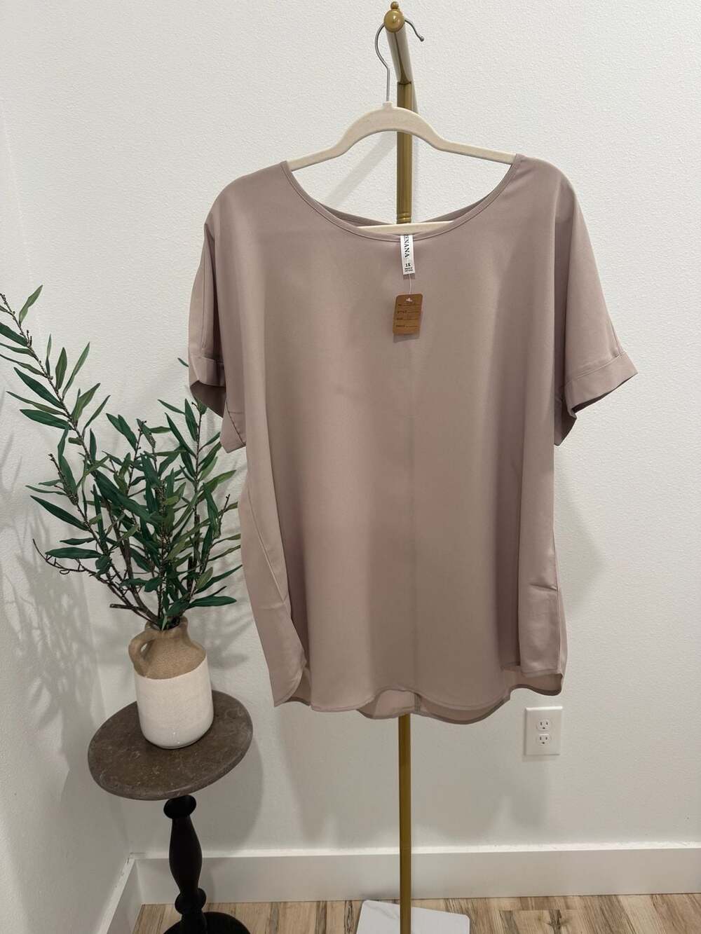 Zenana Plus Size Mauve Woven Rolled Short Sleeve Blouse Top